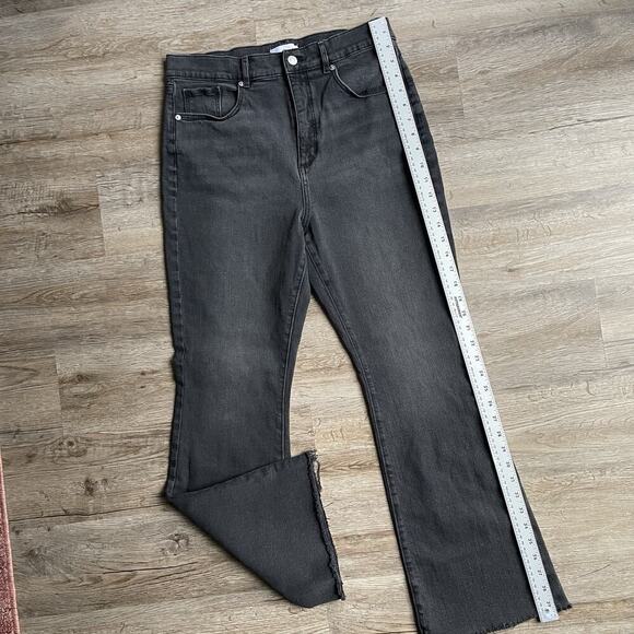 Loft The Slim Flare Jeans Crop Stretch Raw Hem 90s Size 12/31 - Picture 5 of 11